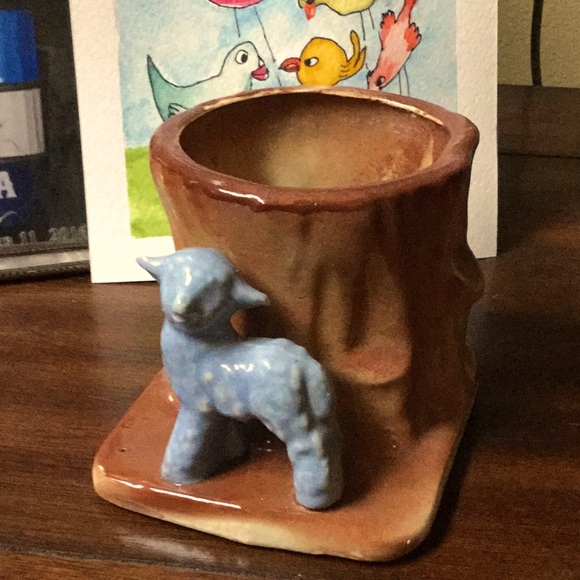 Other - Mother’s Day brunch farmer’s market ikebana garden floral art lamb pottery vase